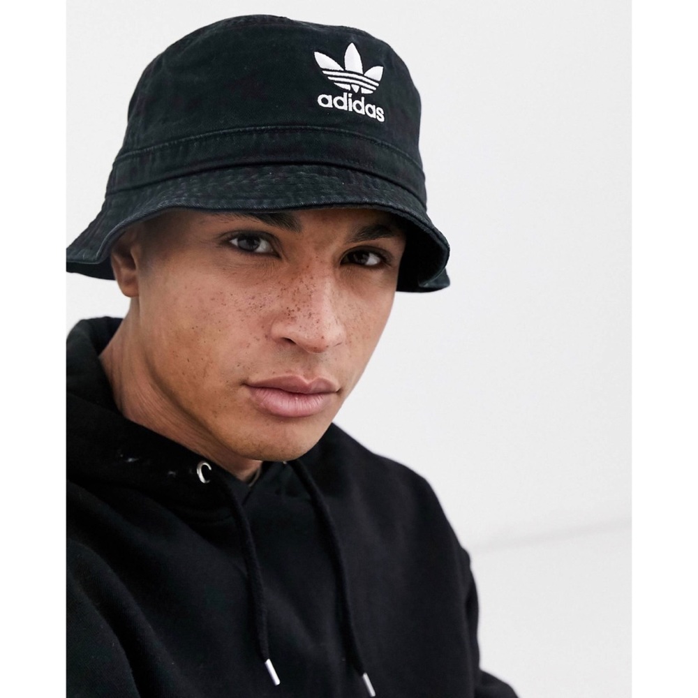 Adidas Originals Logo Bucket Hat